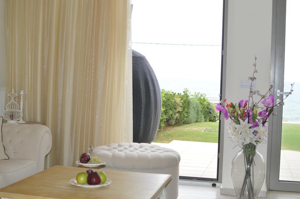 Sea View Beachfront Maria גובס